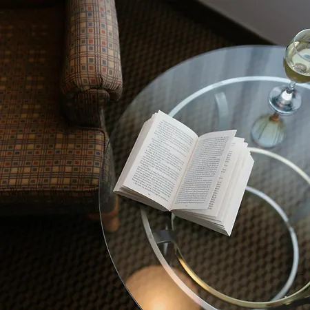 Hotels Gouverneur Sept-Iles Room photo