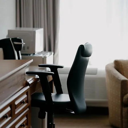 Hotels Gouverneur Sept-Iles Room photo