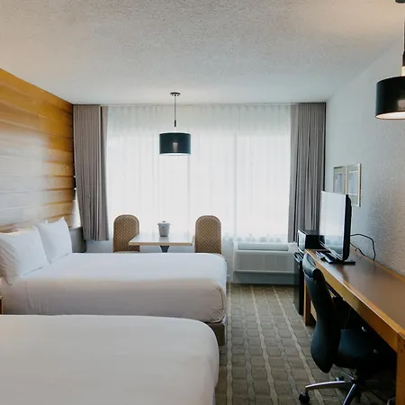 Hotels Gouverneur Sept-Iles Room photo