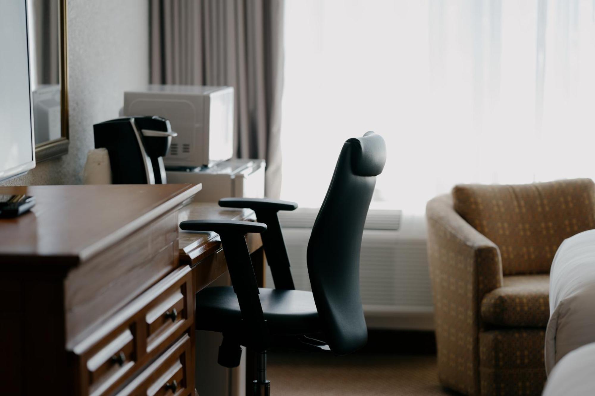 Hotel Gouverneur 3*
