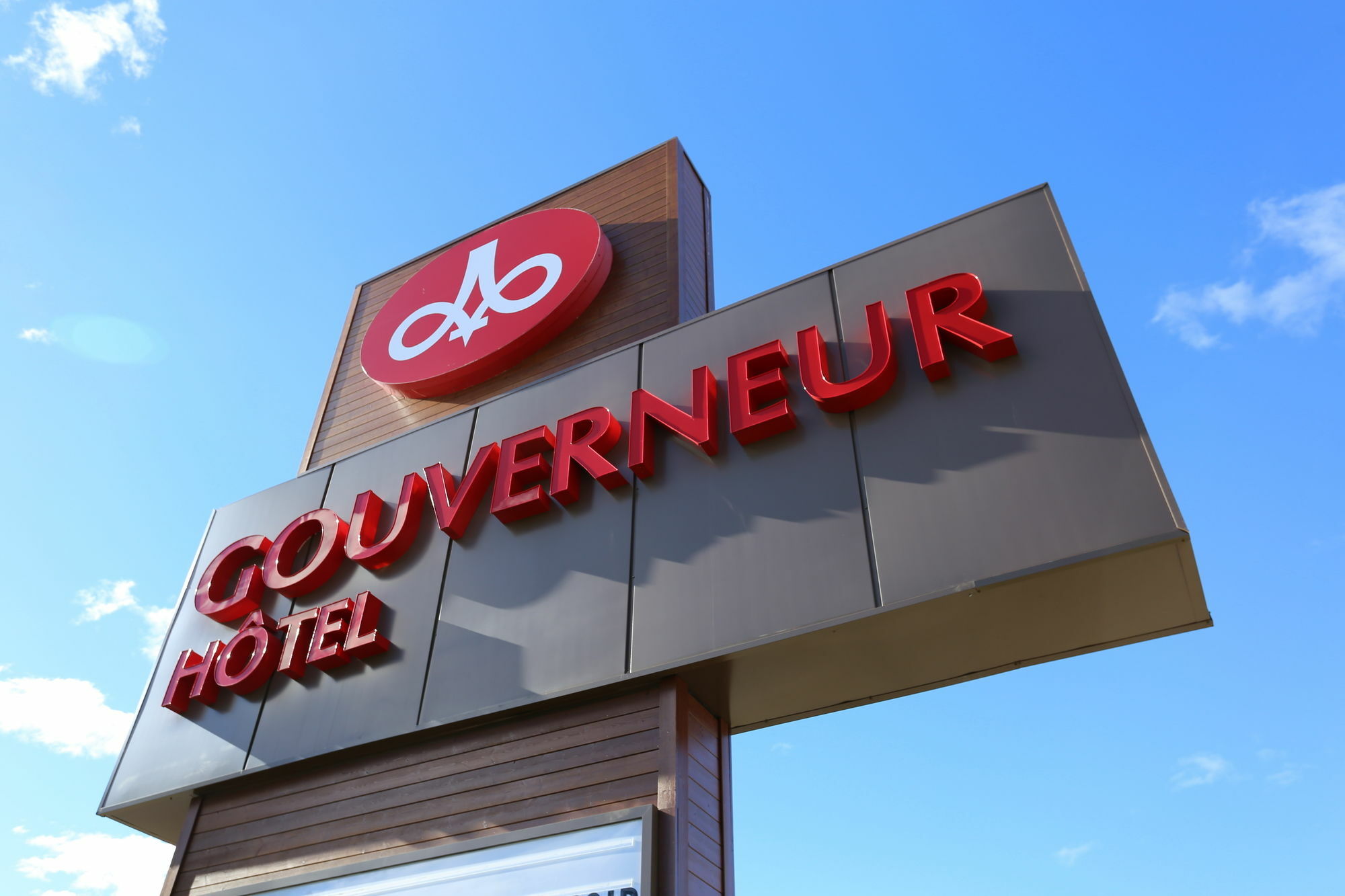 Gouverneur 3*